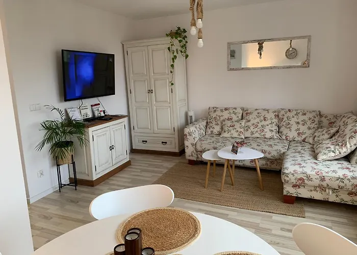 Widokowy - Zamek Z Okna Malbork